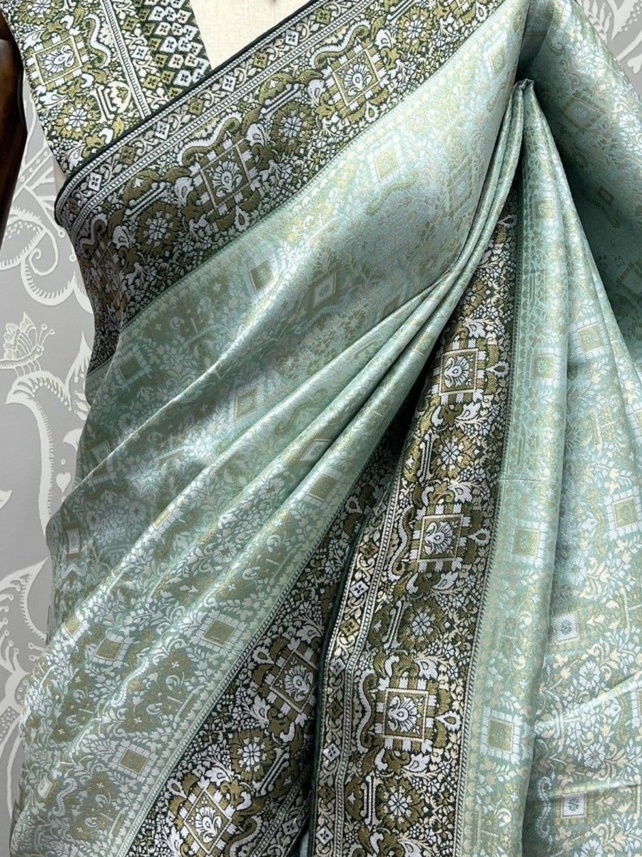 Buy Bewitching Green Woven Silk Traditional Saree With Blouse - Zeel  Clothing